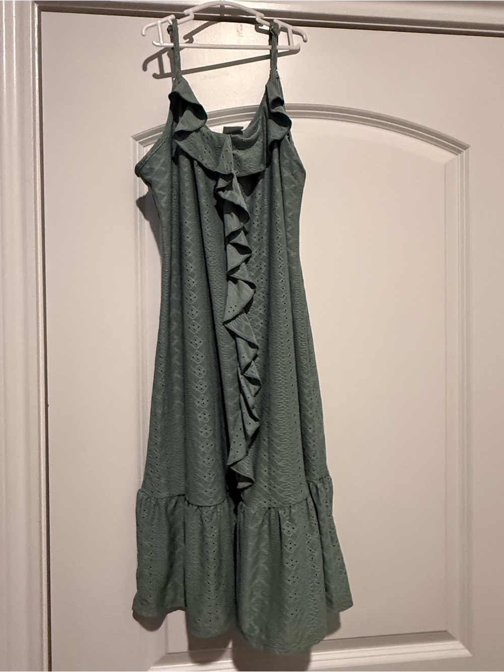 NWT Girls Alealiy Sage Green Eyelet Ruffle Dress Size Small